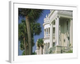 Early 19th Century Houses in the Historic Center of Charleston, South Carolina, USA-Duncan Maxwell-Framed Photographic Print