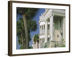 Early 19th Century Houses in the Historic Center of Charleston, South Carolina, USA-Duncan Maxwell-Framed Photographic Print