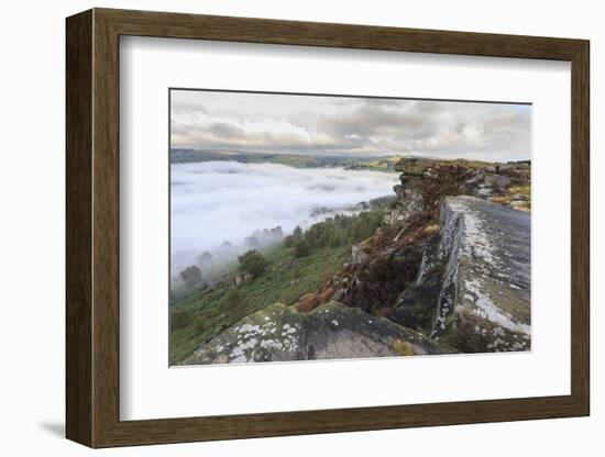 Early Morning Fog, Partial Temperature Inversion, Curbar Edge-Eleanor Scriven-Framed Photographic Print