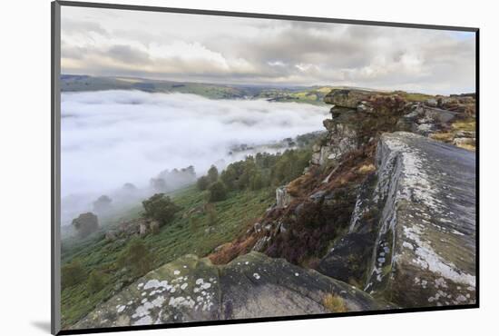 Early Morning Fog, Partial Temperature Inversion, Curbar Edge-Eleanor Scriven-Mounted Photographic Print