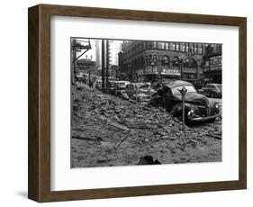 Earthquake Damage in Pioneer Square - Seattle, WA-Lantern Press-Framed Art Print