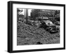 Earthquake Damage in Pioneer Square - Seattle, WA-Lantern Press-Framed Art Print