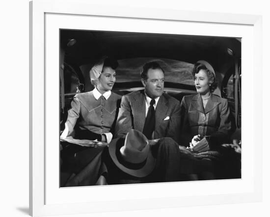 EAST SIDE, WEST SIDE, 1949 DIRECTED BE MERVYN LeROY Cyd Charisse, Van Heflin and Barbara Stanwyck (-null-Framed Photo