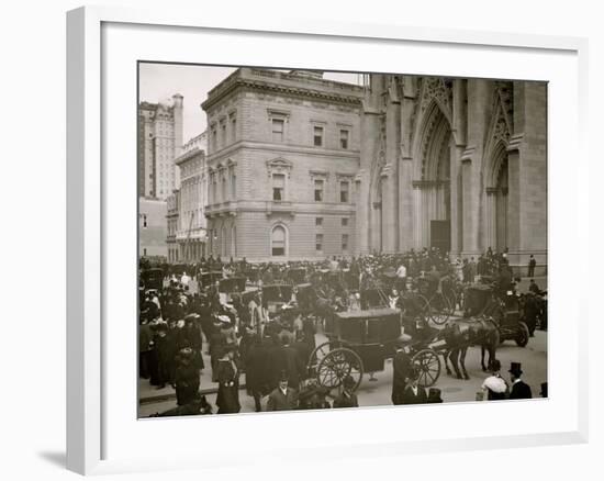 Easter Morning on Fifth Avenue, New York, N.Y.-null-Framed Photo