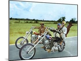 Easy Rider by DennisHopper with Dennis Hopper, Peter Fonda and Jack Nickolson, 1969 (motos Harley D-null-Mounted Photo