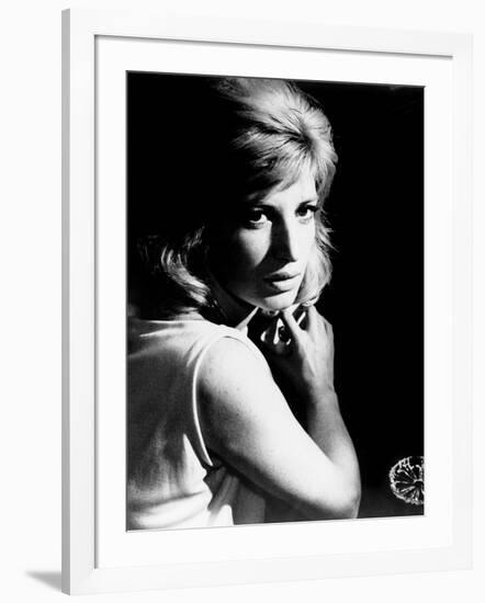 Eclipse, (aka L'Eclisse), Monica Vitti, 1962-null-Framed Photo