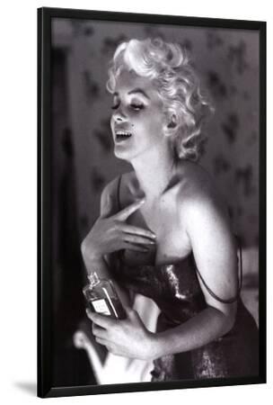 Ed Feingersh Marilyn Monroe Chanel Glow Movie Poster Print' Prints
