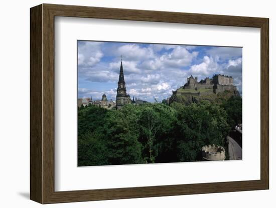 Edinburgh Castle-Vittoriano Rastelli-Framed Photographic Print