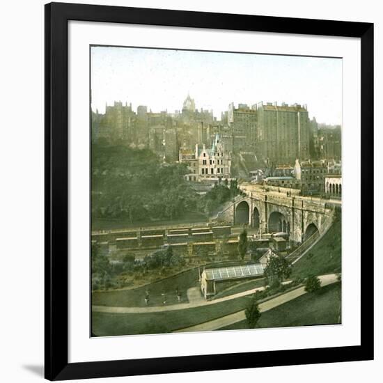 Edinburgh (Scotland), Panorama Westward-Leon, Levy et Fils-Framed Photographic Print