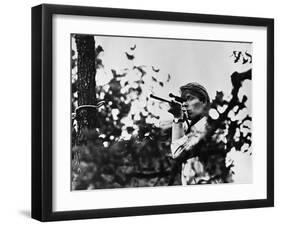 Edward Fox, the Day of the Jackal, 1973-null-Framed Photographic Print