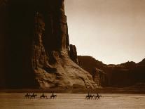 Canon De Chelly, Arizona, Navaho (Trail of Tears)-Edward S Curtis-Giclee Print