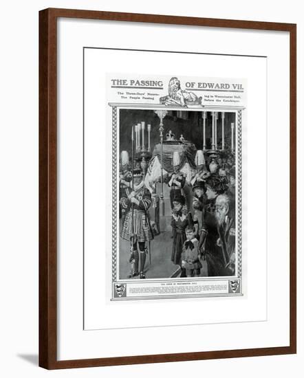 Edward VII Lying-In-State in Westminster Hall-null-Framed Giclee Print