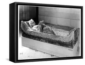 Effigy of Eleanor of Aquitaine (circa 1122-1204) Queen of France, Then of England-null-Framed Stretched Canvas