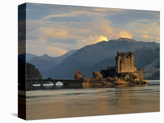 Eilean Donan Castle, Western Highlands, Scotland-Gavin Hellier-Stretched Canvas