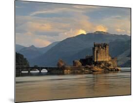 Eilean Donan Castle, Western Highlands, Scotland-Gavin Hellier-Mounted Photographic Print