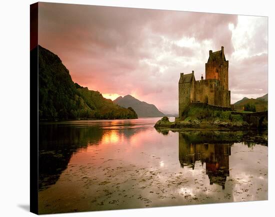 Eilean Donan, Scotland-Alan Klug-Stretched Canvas