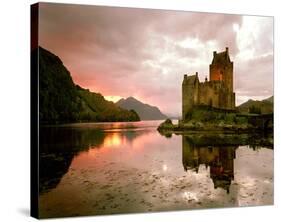 Eilean Donan, Scotland-Alan Klug-Stretched Canvas