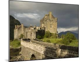 Eilean Donnan Castle, Near Dornie, Highlands, Scotland, United Kingdom, Europe-Richard Maschmeyer-Mounted Photographic Print