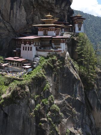 Taktshang Goemba (Tigers Nest Monastery), Paro Valley, Bhutan, Asia