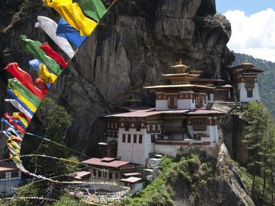 Taktshang Goemba (Tigers Nest Monastery) with Prayer Flags and Cliff, Paro Valley, Bhutan, Asia