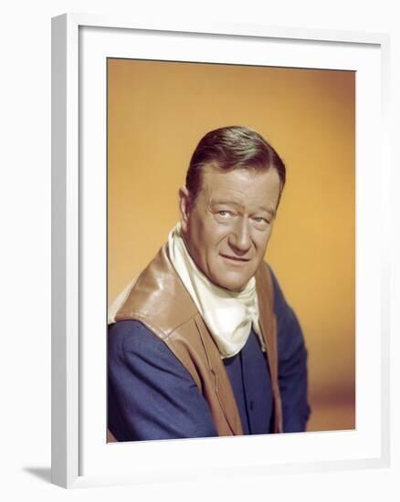 EL DORADO, 1967 directed by HOWARD HAWKS John Wayne (photo)-null-Framed Photo