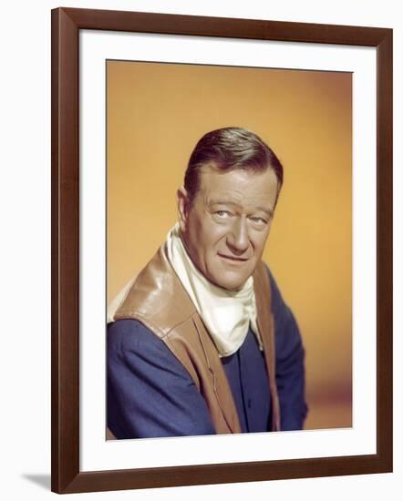 EL DORADO, 1967 directed by HOWARD HAWKS John Wayne (photo)-null-Framed Photo