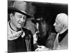 EL DORADO, 1967 directed by HOWARD HAWKS On the set, Howard Hawks with John Wayne and James Caan (b-null-Mounted Photo