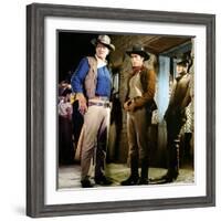 El Dorado, John Wayne, Christopher George, James Caan, 1967-null-Framed Photo