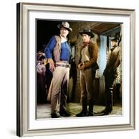 El Dorado, John Wayne, Christopher George, James Caan, 1967-null-Framed Photo