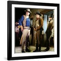 El Dorado, John Wayne, Christopher George, James Caan, 1967-null-Framed Photo