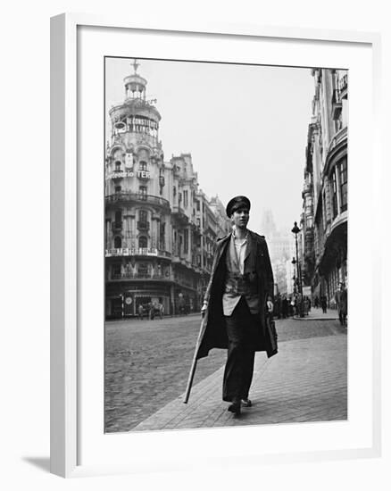 El Guardian Del Paraiso, 1955-null-Framed Photographic Print