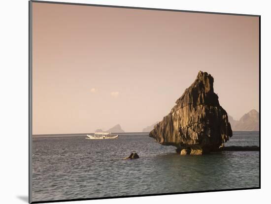 El Nido, Palawan, Philippines, Southeast Asia-Angelo Cavalli-Mounted Photographic Print