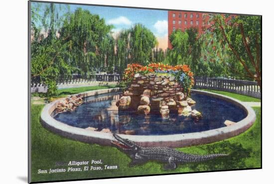 El Paso, Texas - San Jacinto Plaza, View of the Alligator Pool, c.1940-Lantern Press-Mounted Art Print