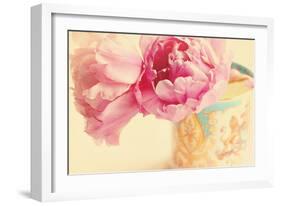 Elegant Vase-Sarah Gardner-Framed Photographic Print