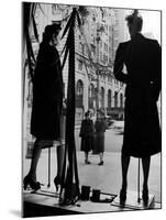 Elegantly dressed Women on Corner of Fifth Avenue and 58th in front of Window of Bergdorf Goodman-Alfred Eisenstaedt-Mounted Photographic Print