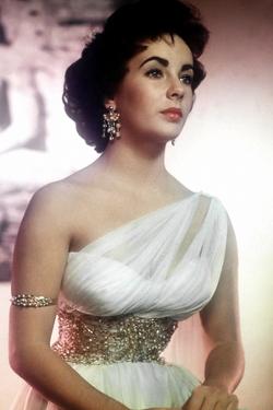 ELEPHANT WALK, 1954 directed by WILLIAM DIETERLE Elizabeth Taylor (photo)