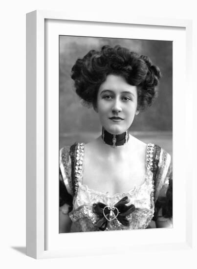 Elizabeth Firth, Actress, 1908-Foulsham and Banfield-Framed Giclee Print