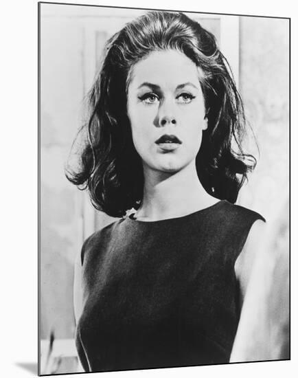 Elizabeth Montgomery-null-Mounted Photo