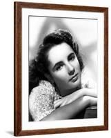 ELIZABETH TAYLOR 1944 (b/w photo)-null-Framed Photo