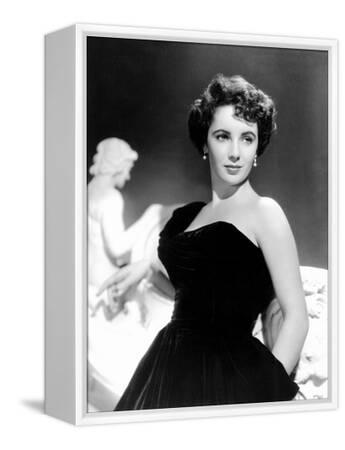 Elizabeth Taylor, 1950 Photo | AllPosters.com
