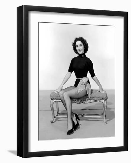 Elizabeth Taylor, 1952-null-Framed Photo