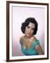 ELIZABETH TAYLOR, 1953 (photo)-null-Framed Photo