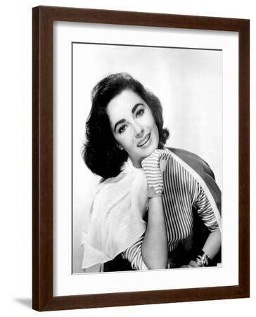 Elizabeth Taylor, 1957 Photo | AllPosters.com