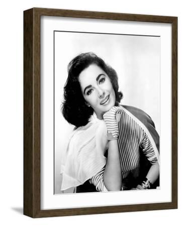 Elizabeth Taylor, 1957 Photo | AllPosters.com