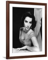 Elizabeth Taylor (b/w photo)-null-Framed Photo