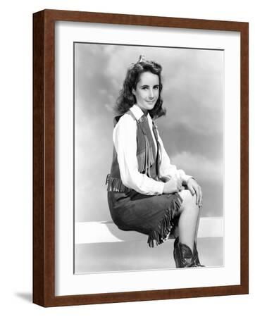 Elizabeth Taylor, ca. 1945' Photo | AllPosters.com