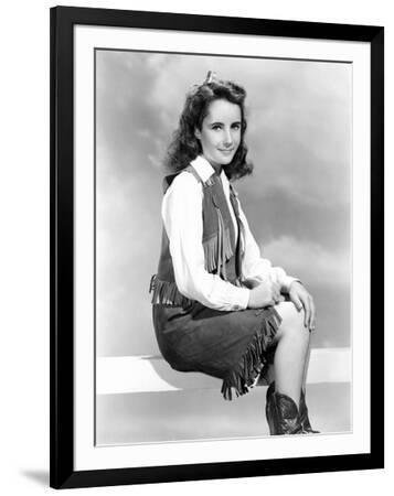 Elizabeth Taylor, ca. 1945' Photo | AllPosters.com