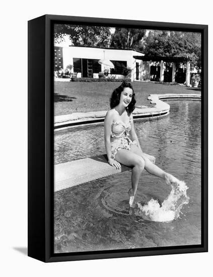 Elizabeth Taylor, Ca. 1947-null-Framed Stretched Canvas