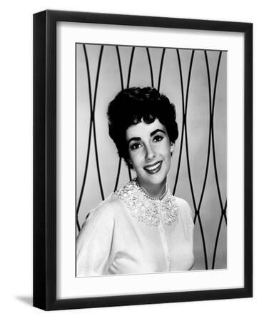 Elizabeth Taylor, ca. 1952 Photo | AllPosters.com