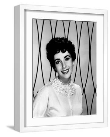 Elizabeth Taylor, ca. 1952 Photo | AllPosters.com